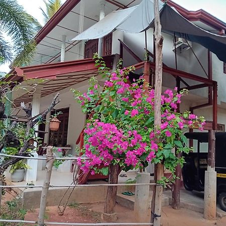 Yaluwa Tourist Rest & Cooking Class Anuradhapura Exteriör bild